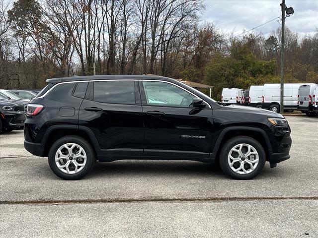 new 2025 Jeep Compass car, priced at $25,281