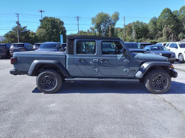 new 2024 Jeep Gladiator car, priced at $32,570