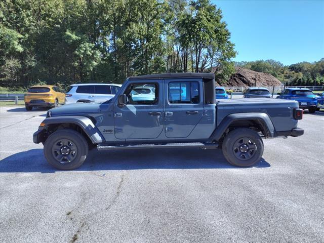 new 2024 Jeep Gladiator car, priced at $32,570