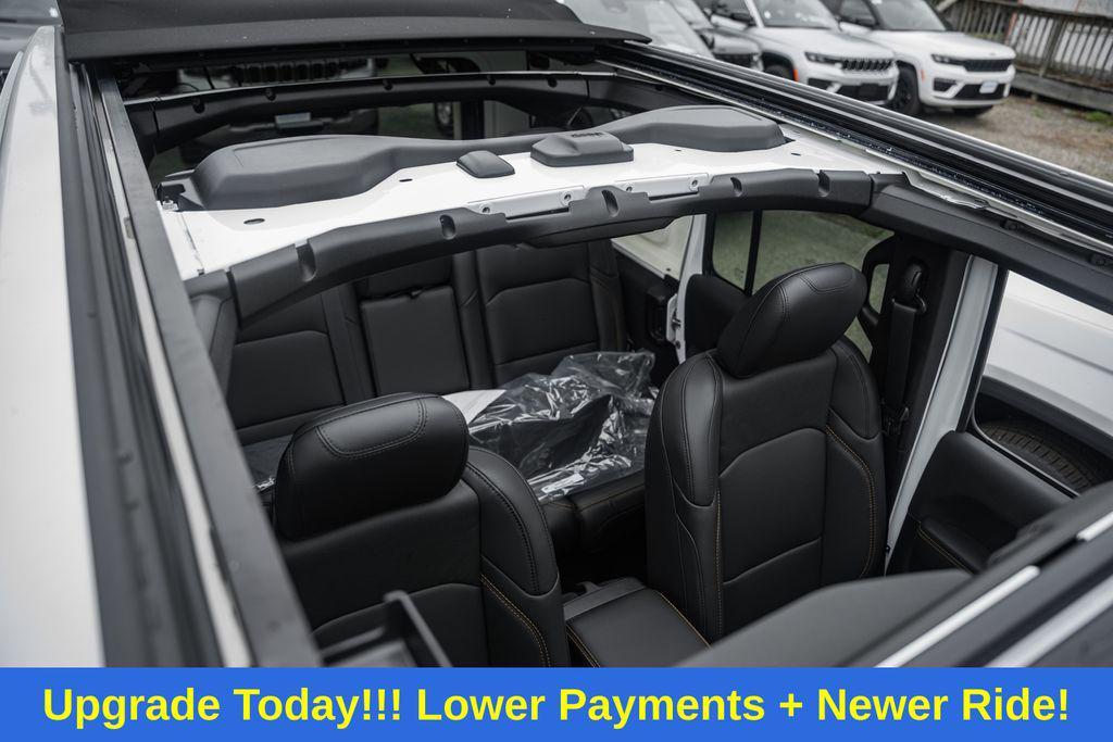 new 2025 Jeep Wrangler car, priced at $51,742