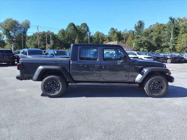 new 2024 Jeep Gladiator car, priced at $33,846