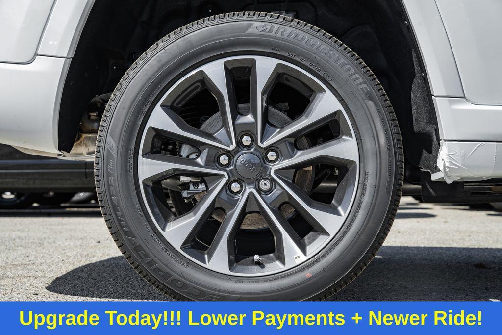 new 2025 Jeep Grand Cherokee car, priced at $58,286