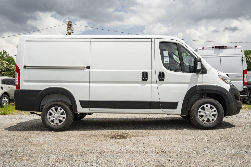 new 2025 Ram ProMaster 2500 car, priced at $46,901