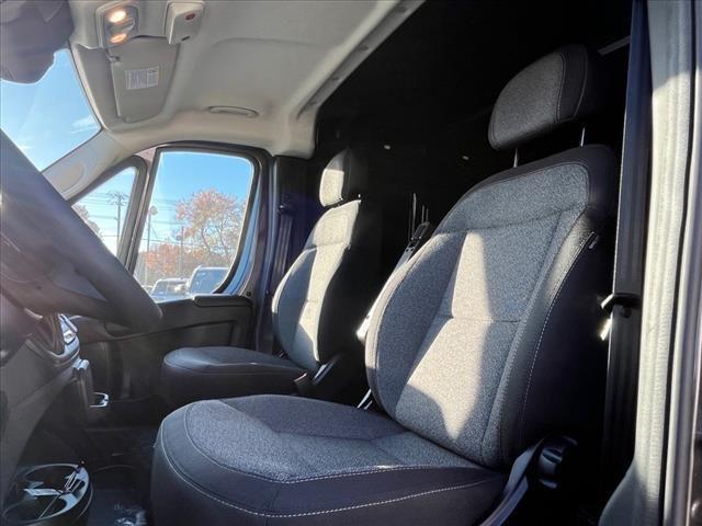 new 2025 Ram ProMaster 2500 car, priced at $46,524