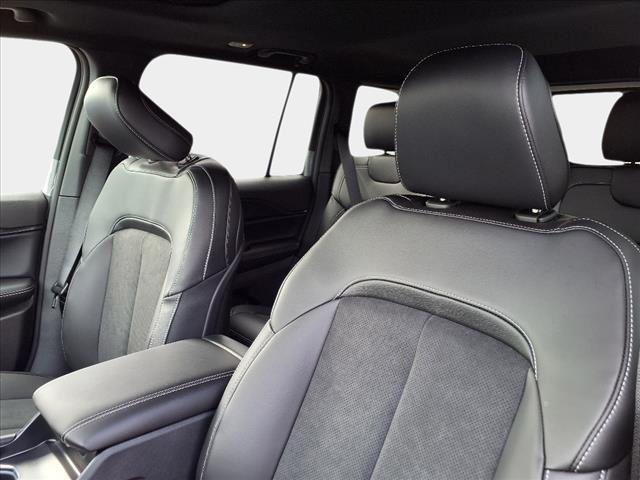new 2025 Jeep Grand Cherokee car, priced at $38,207