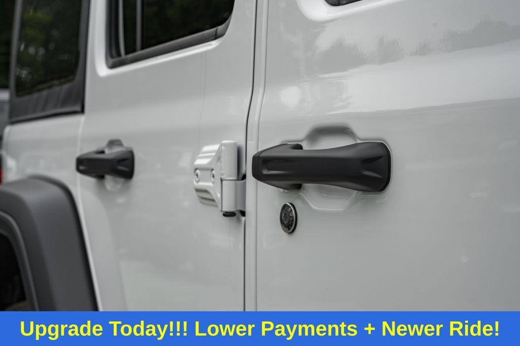 new 2025 Jeep Wrangler car, priced at $39,238