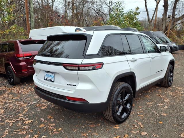 new 2025 Jeep Grand Cherokee car, priced at $41,006