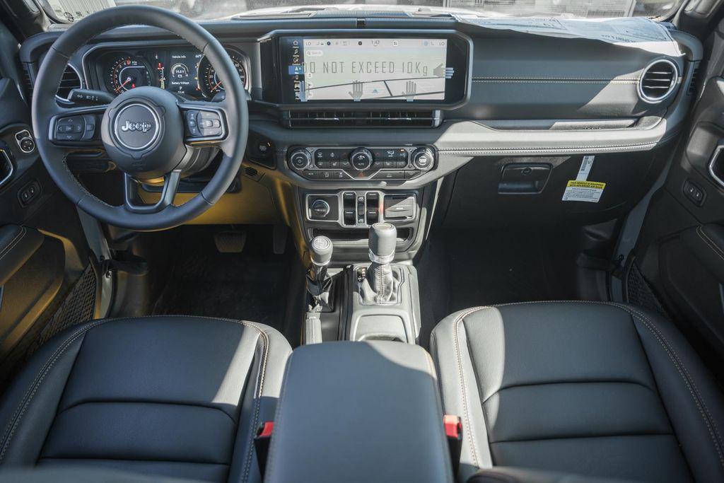 new 2025 Jeep Gladiator car, priced at $51,940