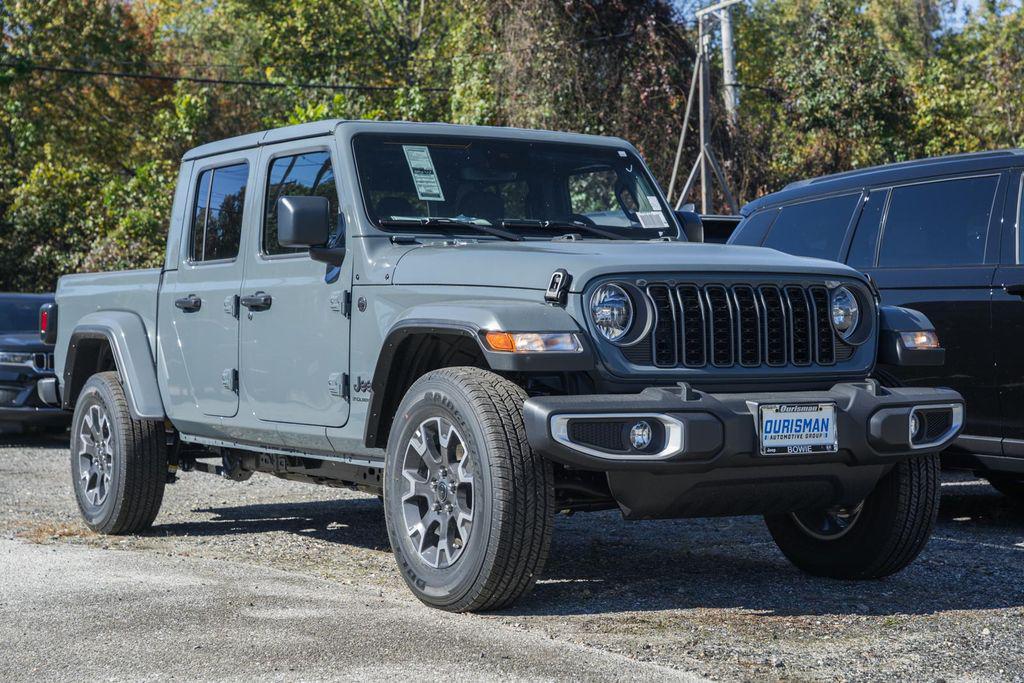new 2025 Jeep Gladiator car, priced at $51,940