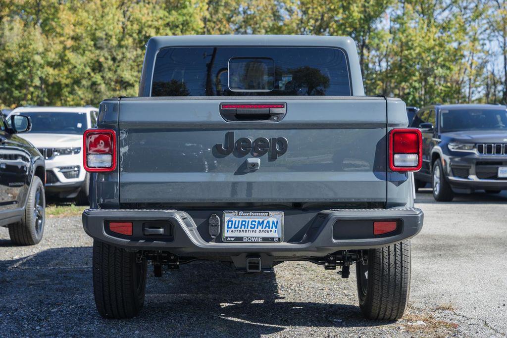 new 2025 Jeep Gladiator car, priced at $51,940