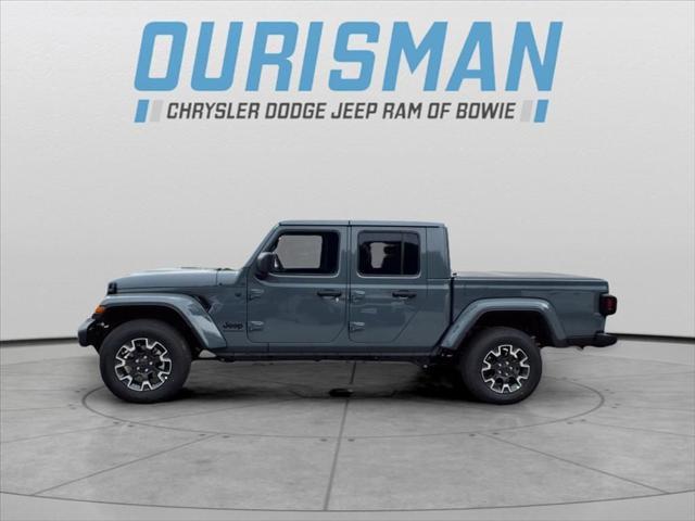 new 2025 Jeep Gladiator car, priced at $47,031