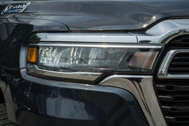 new 2025 Ram 1500 car, priced at $42,562