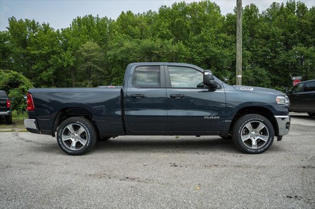 new 2025 Ram 1500 car, priced at $42,562
