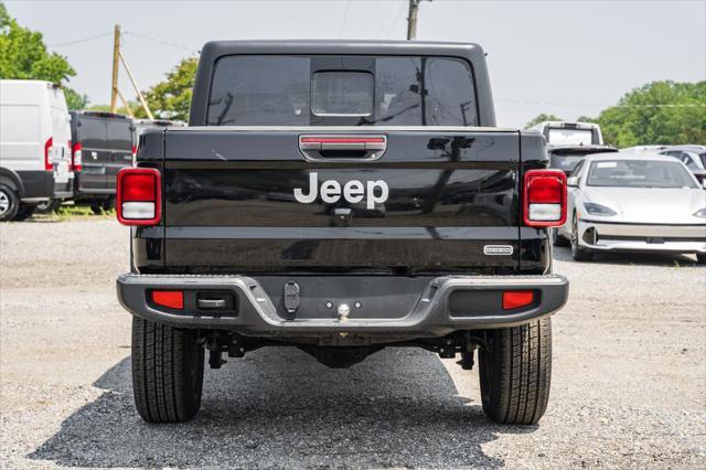 used 2023 Jeep Gladiator car, priced at $28,000