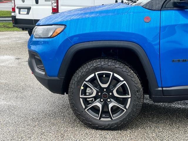 new 2025 Jeep Compass car, priced at $33,574