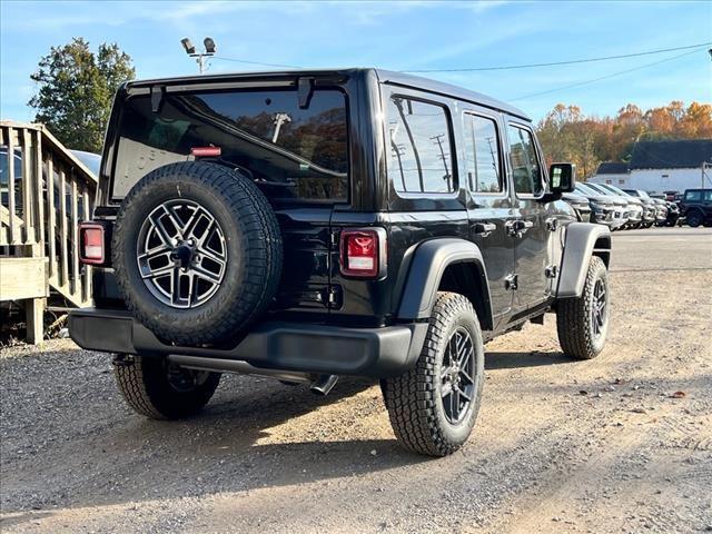 new 2025 Jeep Wrangler car, priced at $40,198