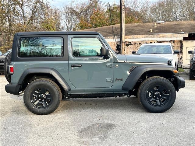 new 2025 Jeep Wrangler car, priced at $32,428