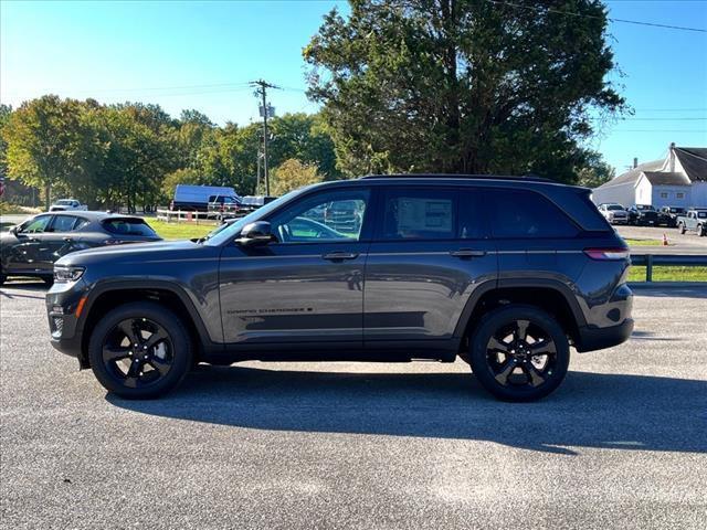 new 2025 Jeep Grand Cherokee car, priced at $41,517