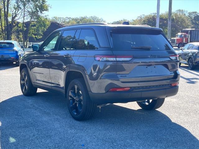 new 2025 Jeep Grand Cherokee car, priced at $41,517