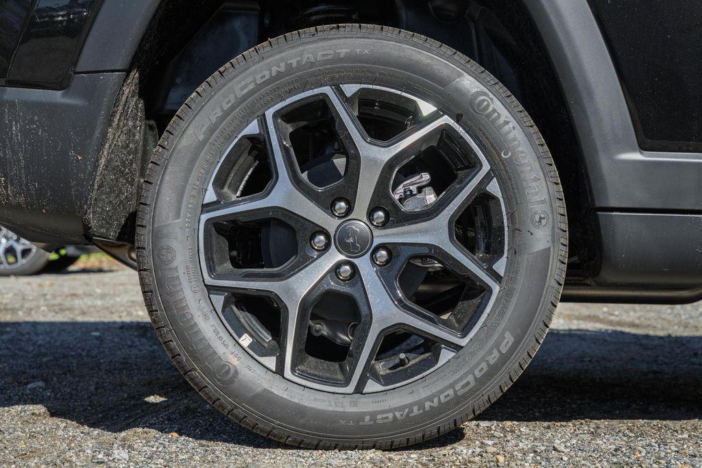new 2026 Jeep Compass car, priced at $29,125