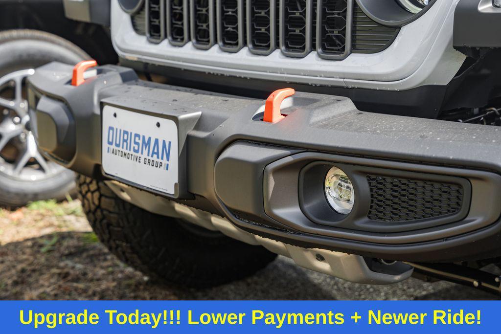 new 2025 Jeep Gladiator car, priced at $51,199