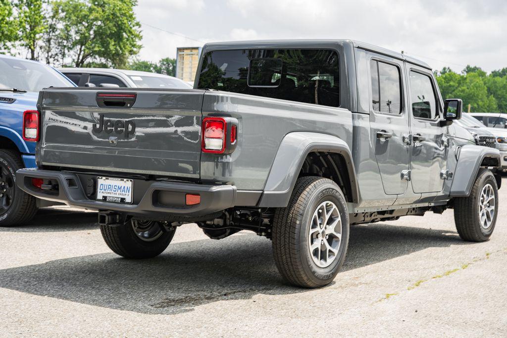 new 2025 Jeep Gladiator car, priced at $53,330