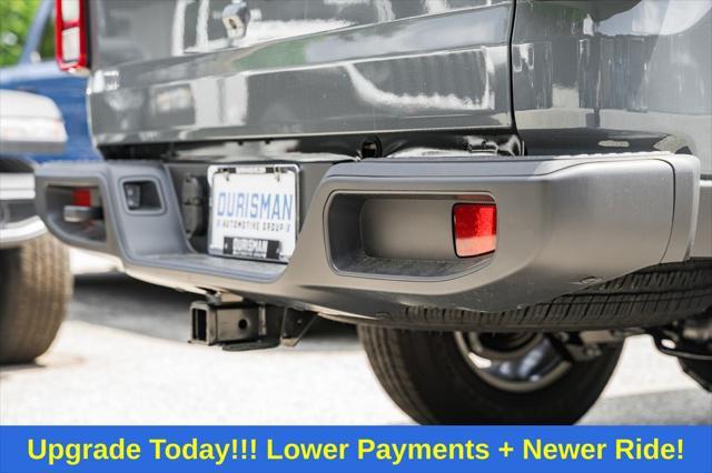 new 2025 Jeep Gladiator car, priced at $45,529