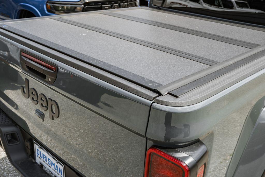 new 2025 Jeep Gladiator car, priced at $53,330