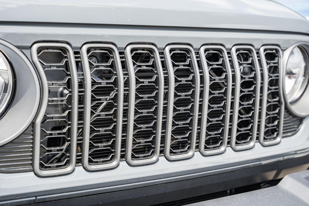 new 2025 Jeep Gladiator car, priced at $53,330