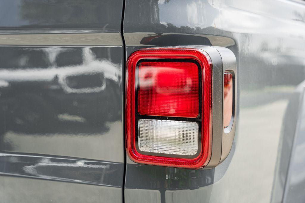 new 2025 Jeep Gladiator car, priced at $53,330