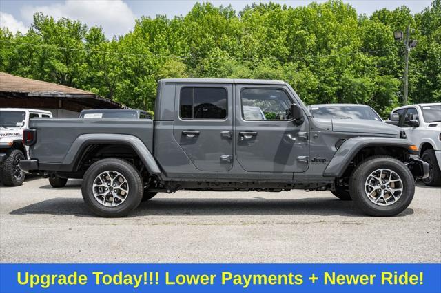 new 2025 Jeep Gladiator car, priced at $45,529