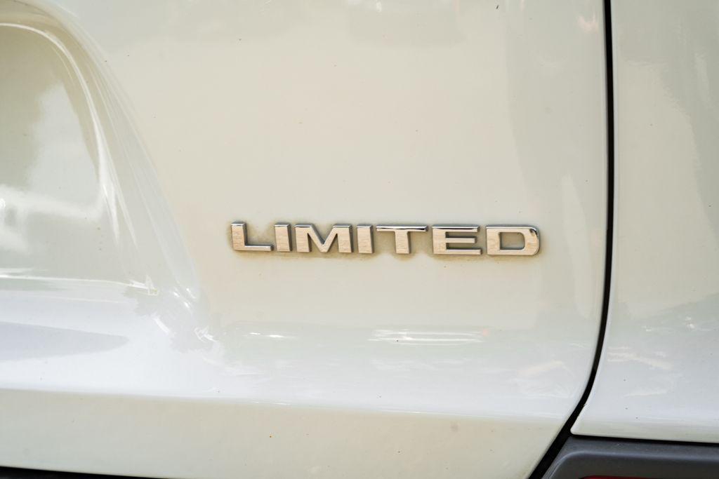 used 2020 Jeep Cherokee car, priced at $19,000