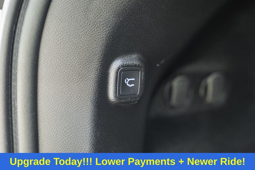 used 2020 Jeep Cherokee car, priced at $19,000