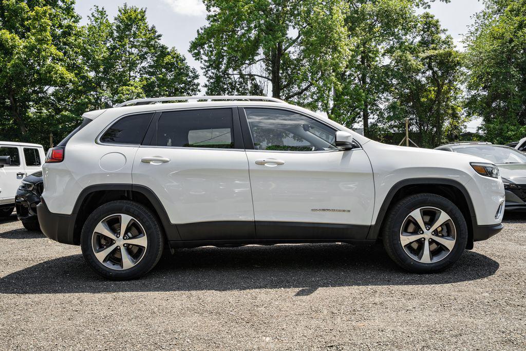used 2020 Jeep Cherokee car, priced at $19,000