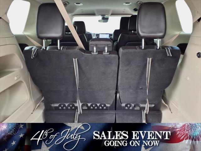 used 2023 Chrysler Pacifica car, priced at $22,000