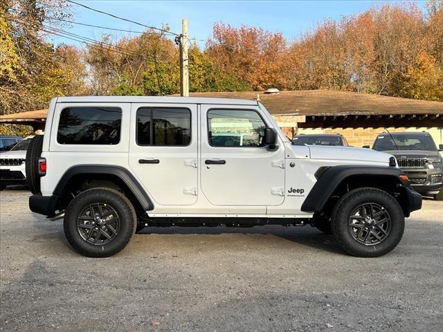 new 2025 Jeep Wrangler car, priced at $39,193