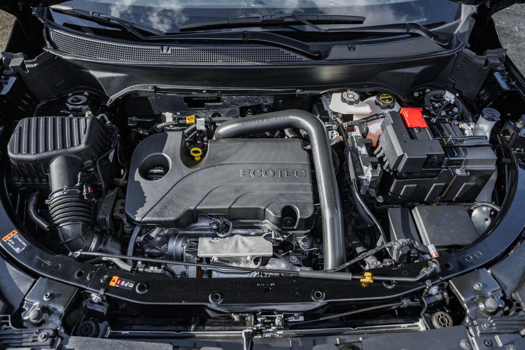 used 2025 Chevrolet Equinox car, priced at $25,000