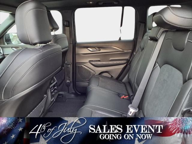 new 2025 Jeep Grand Cherokee car, priced at $38,067