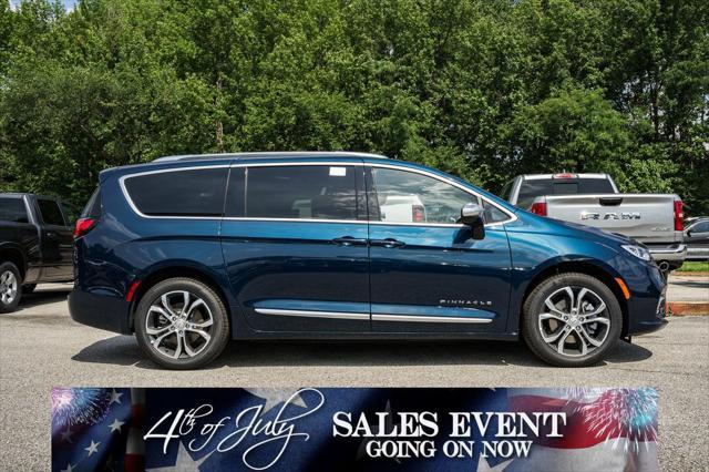 new 2025 Chrysler Pacifica car, priced at $54,622