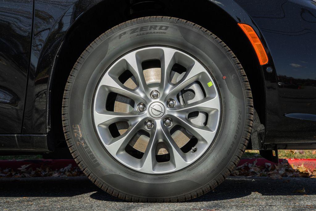 new 2026 Chrysler Pacifica car, priced at $40,949