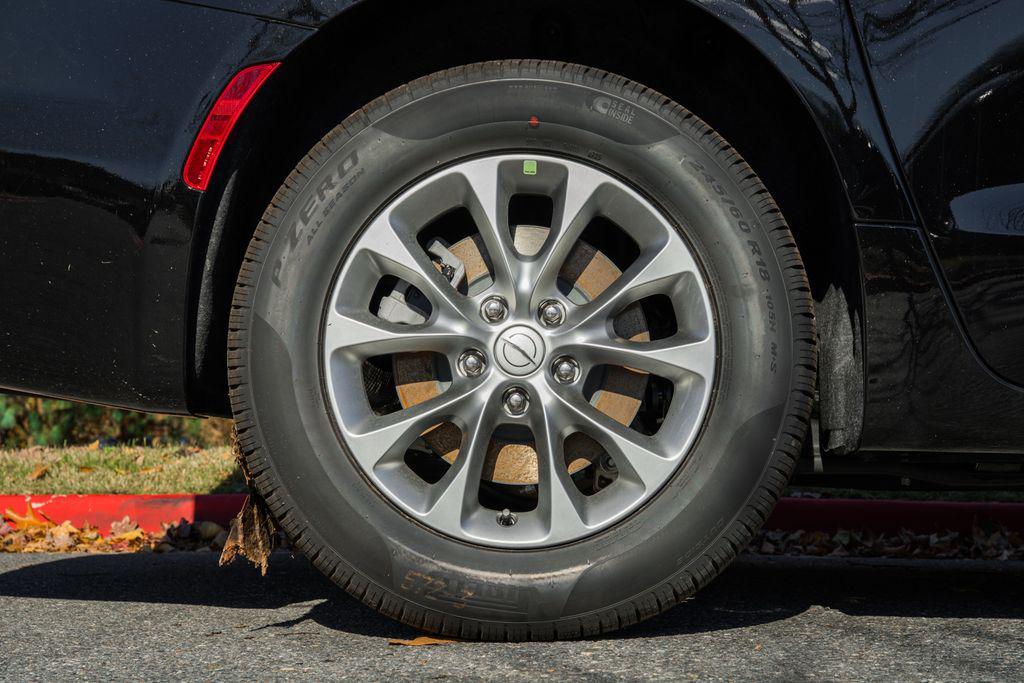 new 2026 Chrysler Pacifica car, priced at $40,949