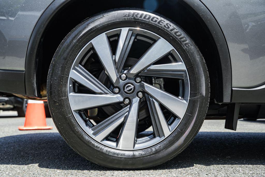 used 2023 Nissan Murano car, priced at $25,000