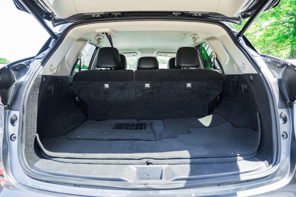 used 2023 Nissan Murano car, priced at $25,000