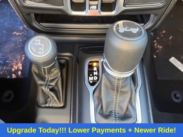 new 2025 Jeep Wrangler car, priced at $40,984