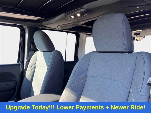 new 2025 Jeep Wrangler car, priced at $40,984
