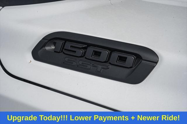 new 2025 Ram 1500 car, priced at $52,129