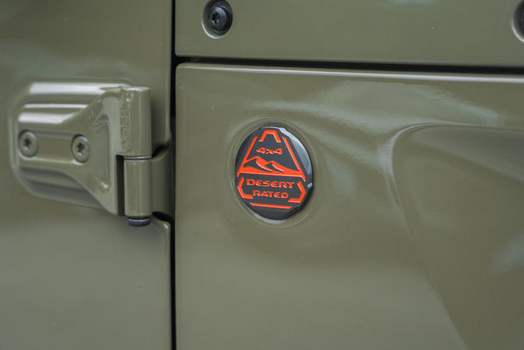 new 2025 Jeep Gladiator car, priced at $48,235