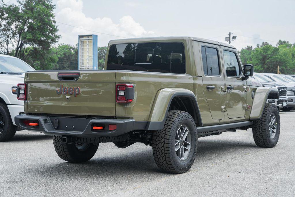 new 2025 Jeep Gladiator car, priced at $48,235