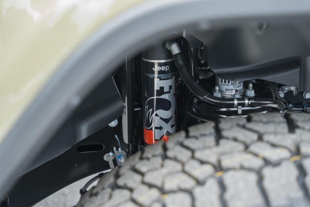 new 2025 Jeep Gladiator car, priced at $48,235