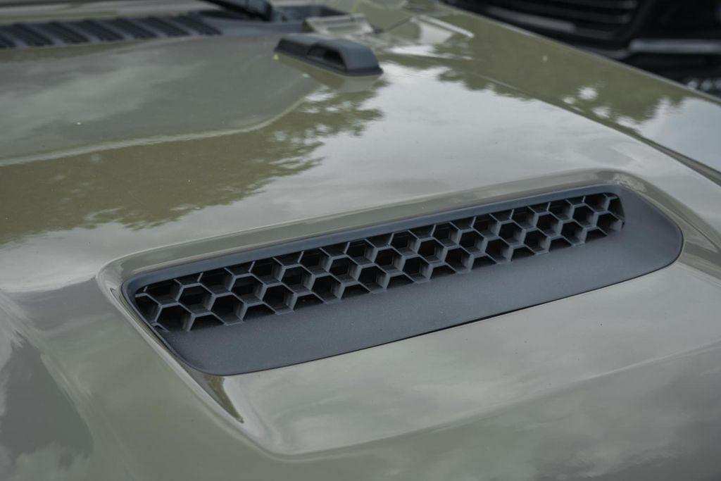 new 2025 Jeep Gladiator car, priced at $48,235